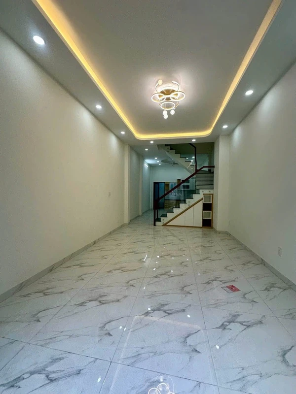 Bán dãy trọ cao cấp 5 phòng 105m² Lương Thế Vinh 3,95 tỷ aolucbinh