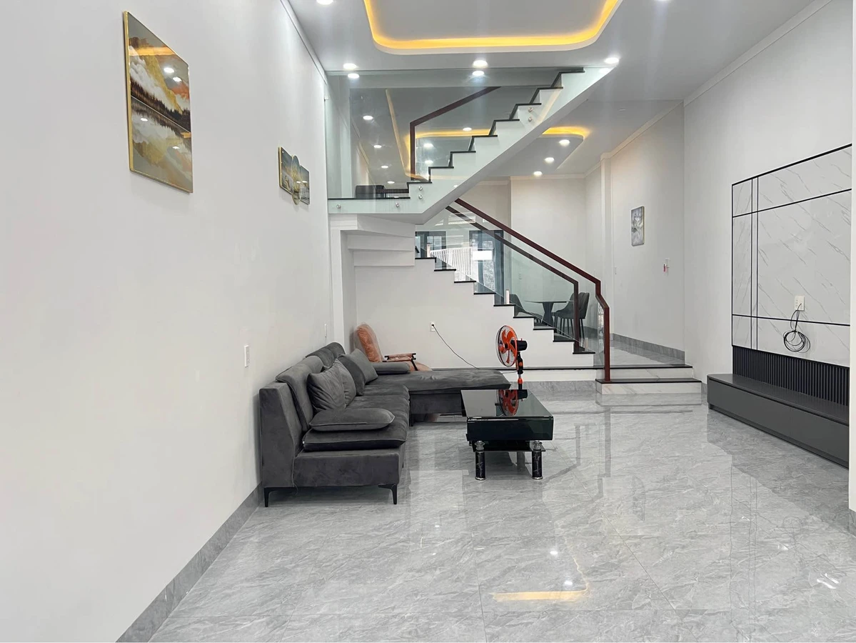 Bán nhà 1 mê hẻm Lê Hồng Phong 115m² Quận 1 - Ảnh thu nhỏ 2