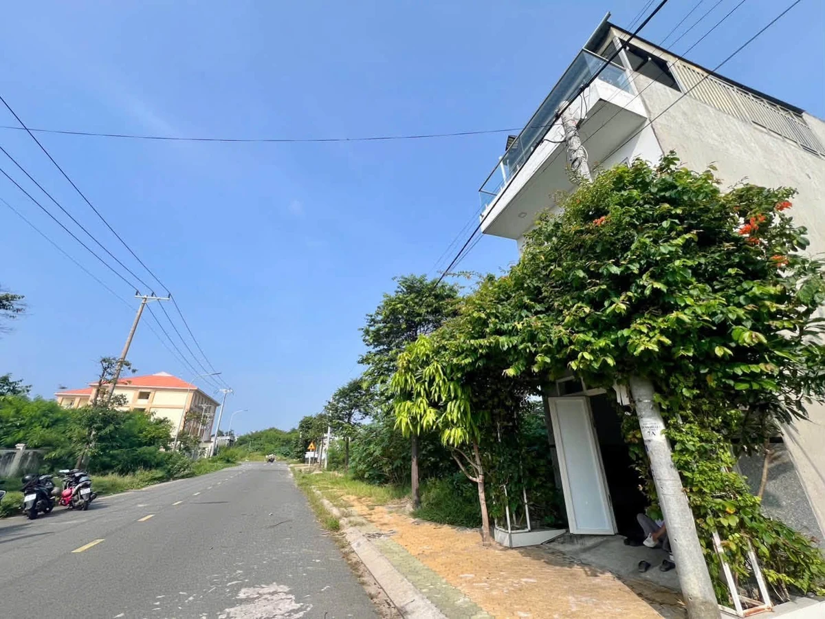 Bán nhà 1 trệt 2 lầu view biển Phan Thiết 80m2 - 4 tỷ 8 - Ảnh 1