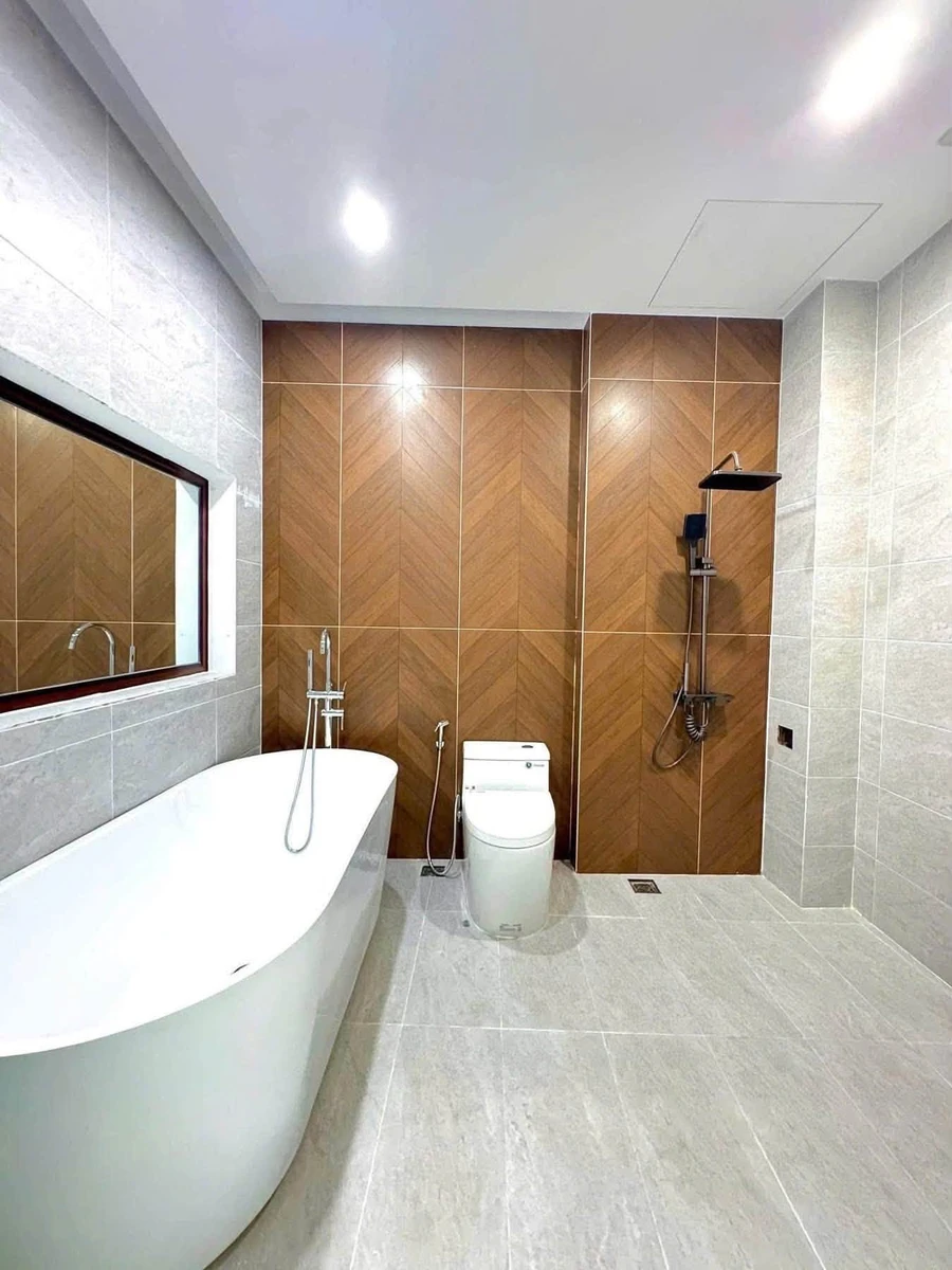 Bán nhà 3 tầng 180m² mặt tiền 7.5m Phạm Nhuật Tăng, Đà Nẵng - Ảnh thu nhỏ 5