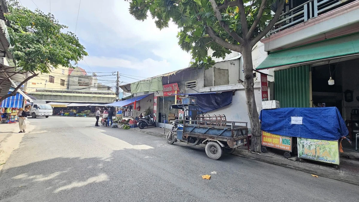 Bán dãy nhà trọ 150m2 Bình Hòa Thuận An 5 tỷ - Ảnh thu nhỏ 3