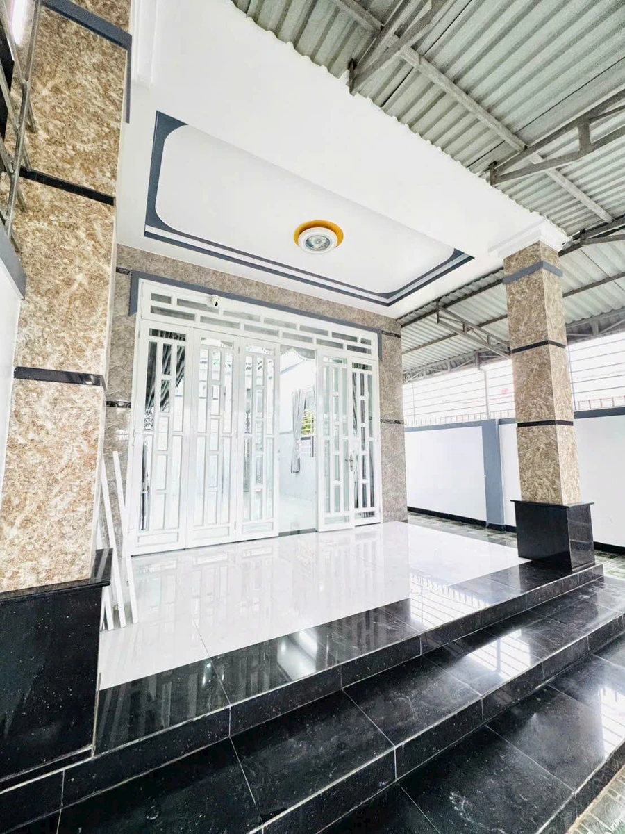 Nhà cấp 4 150m² Long Hoa Tây Ninh, 2 PN, 1 tỷ 850 - Ảnh thu nhỏ 2