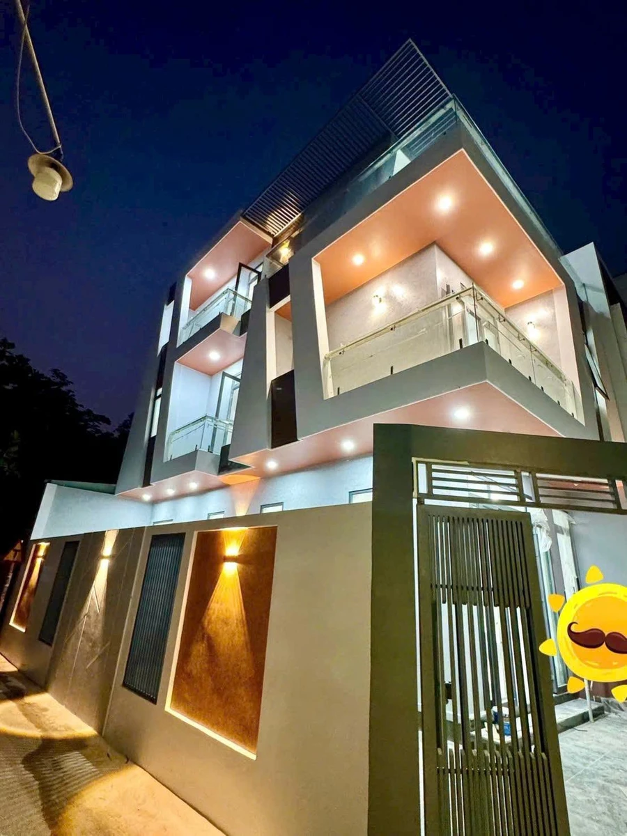 Bán nhà 3 lầu 60m2 khu Hiệp Thành Tân Phú 4.79 tỷ - Ảnh 1