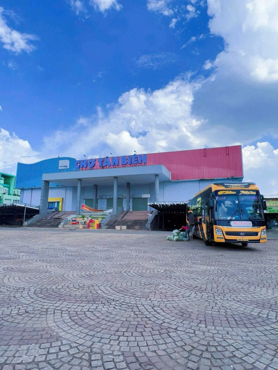 Bán nhà mặt tiền kinh doanh 214m2 gần BV Âu Cơ, Tân Biên - Ảnh thu nhỏ 2