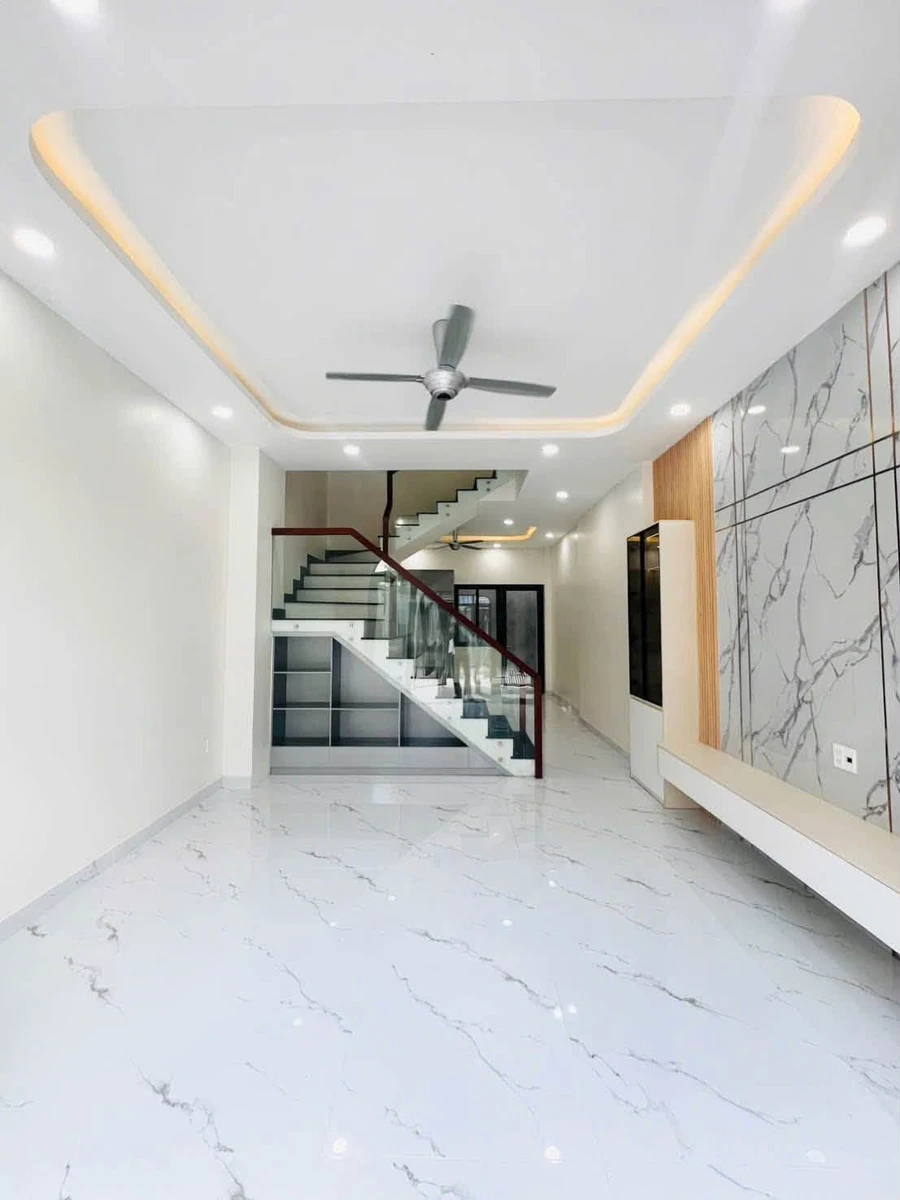 Bán nhà 4 PN, ful nội thất, 200m2, đường Nguyễn Xiển, Quận 9 - Ảnh thu nhỏ 4