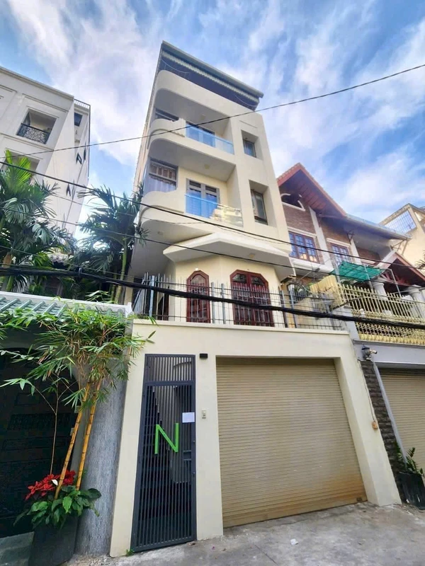 Nhà mặt tiền Tô Hiến Thành, Đà Lạt, 85m², 5 phòng, 5,5 tỷ tienson