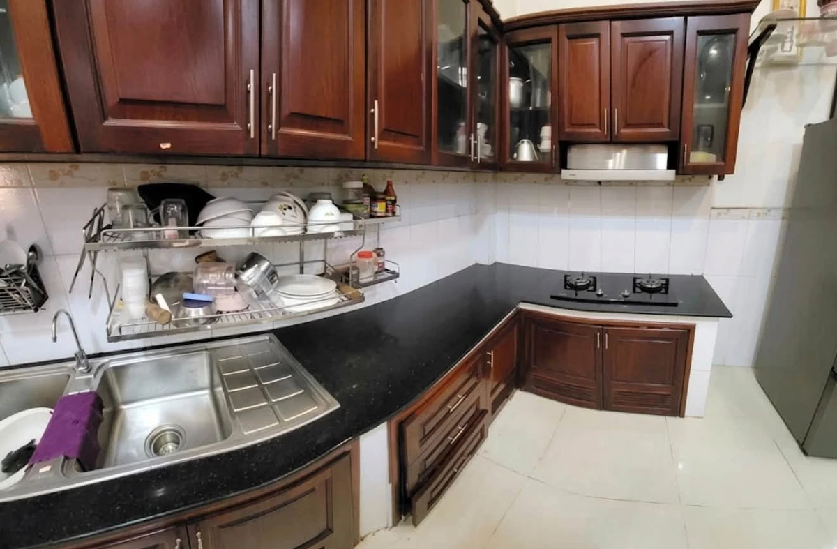 Bán nhà 3 tầng 119m2, 4PN 4WC khu Ngã Tư Bốn Xã giá 6,95 tỷ - Ảnh thu nhỏ 2