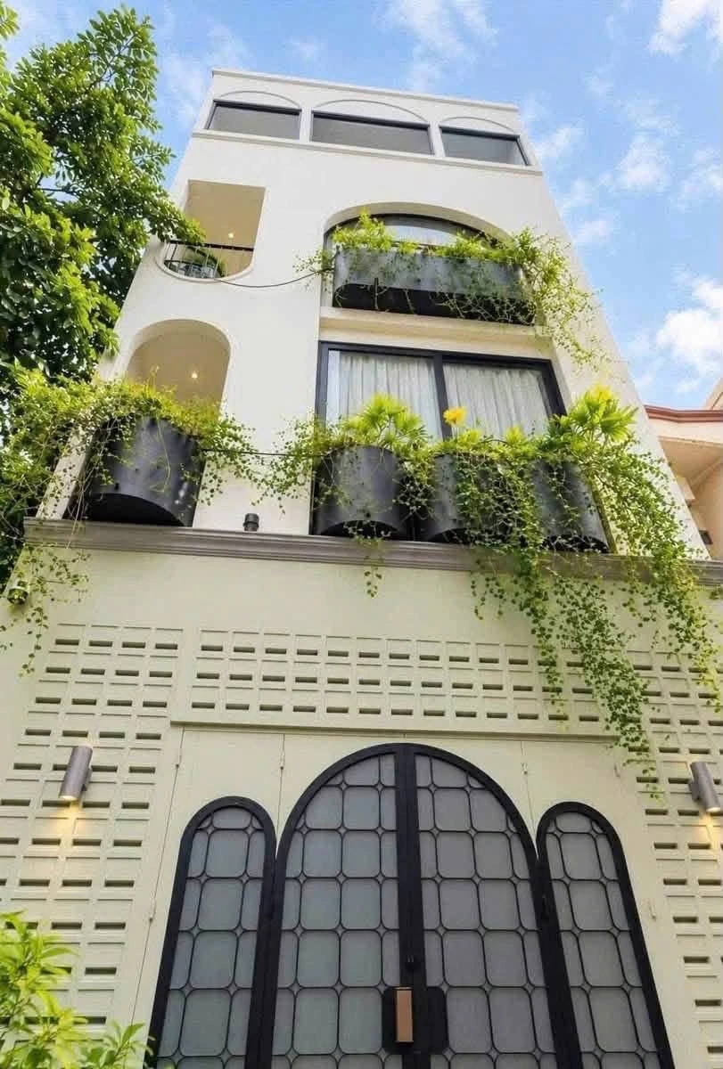 Bán shophouse Phan Xích Long 70m² 10 căn hộ dịch vụ Phú Nhuận 10.99 tỷ - Ảnh 1