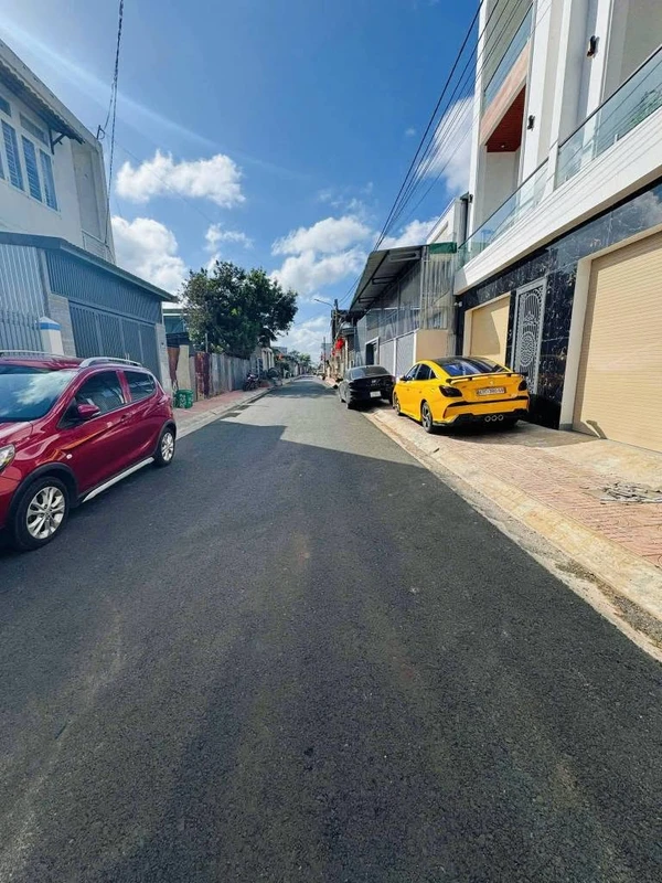 Bán lô đất thổ cư 4,5x21m hẻm 25 Mai Thị Lựu, Phường Ea Kao, giá 2,5 tỷ