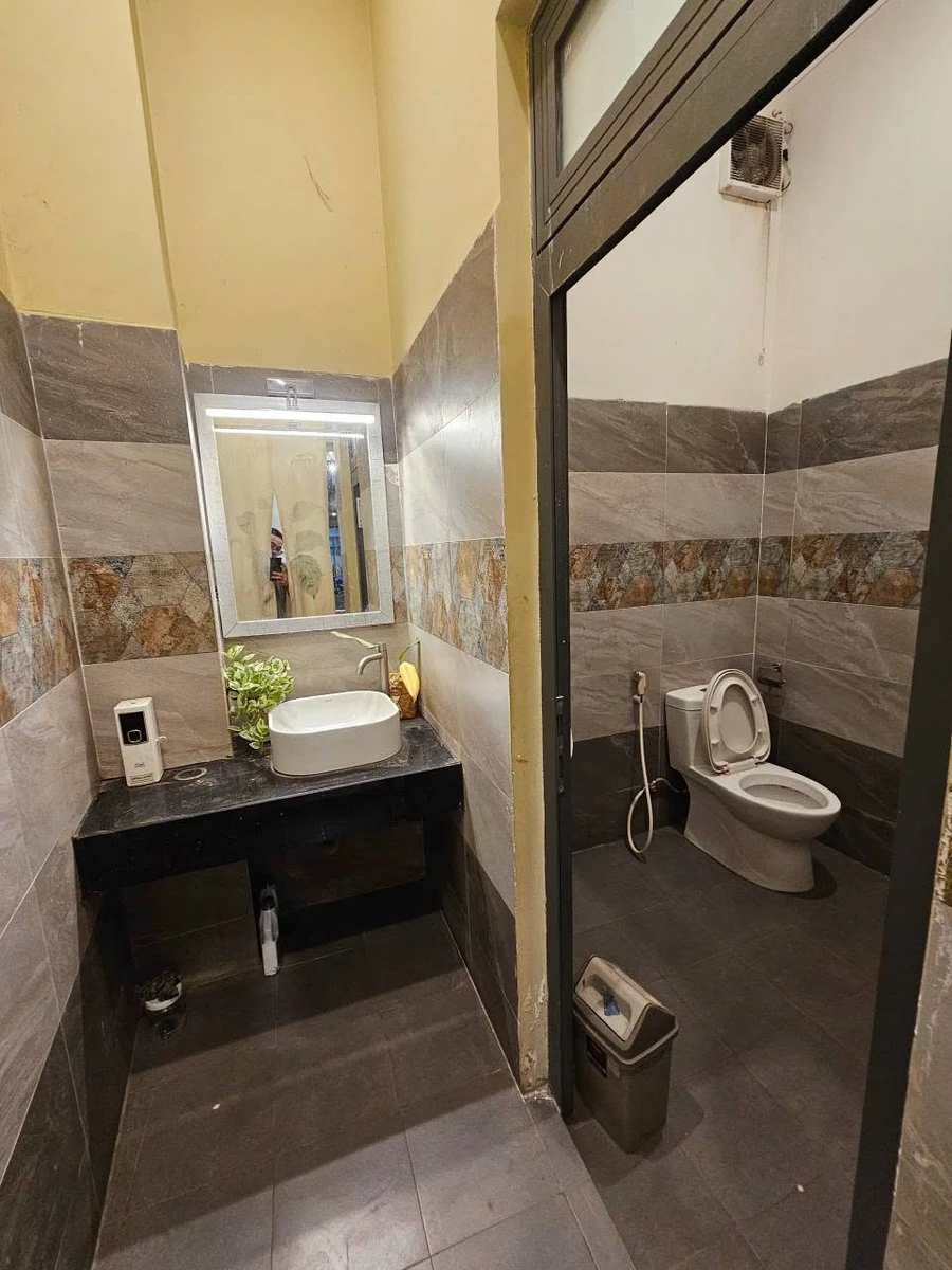 Bán nhà mặt tiền Nguyễn Tuân, Khánh Hòa, 80m², 4.5 tỷ - Ảnh thu nhỏ 4