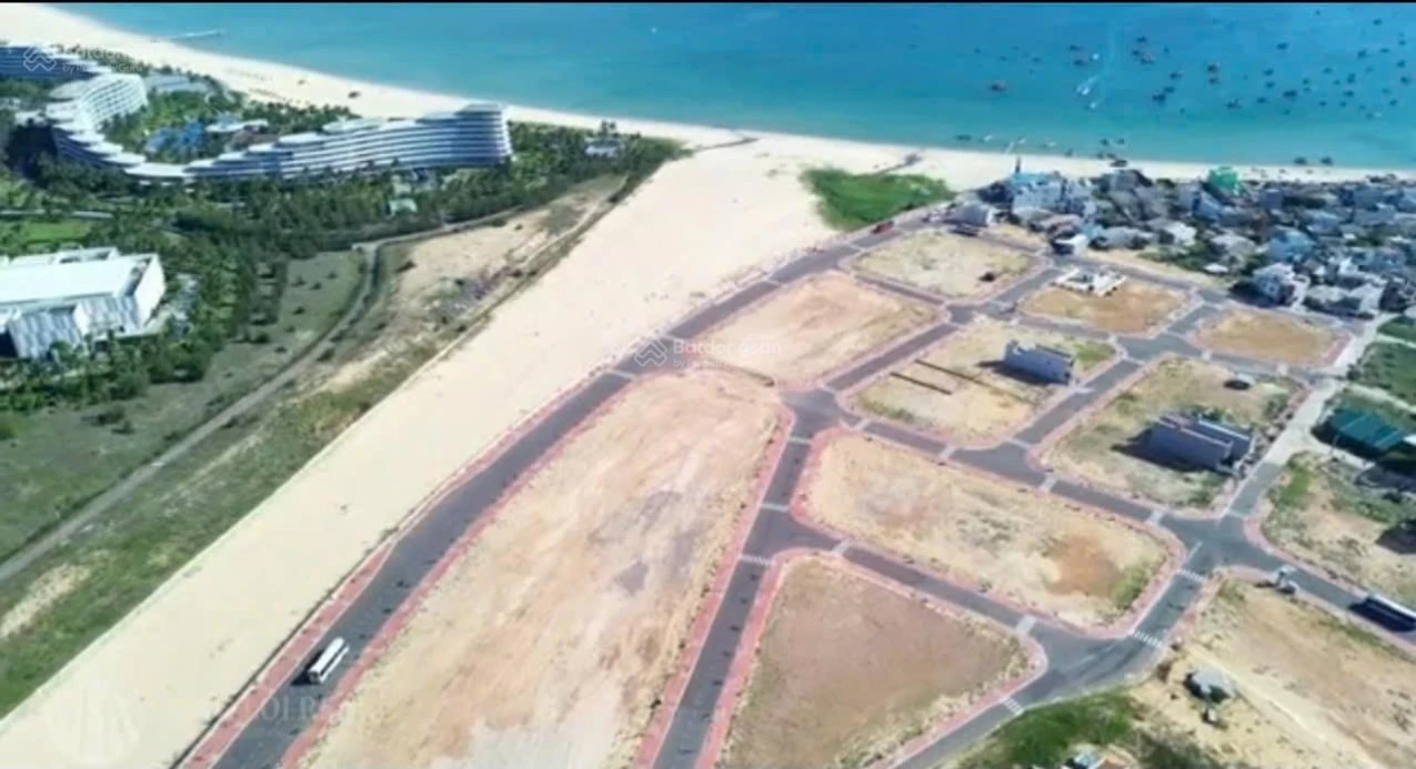 Bán lô đất thuộc khu dân cư Suối Cả, ven biển Nhơn Lý. Diện tích 105m2. Giá bán 1 tỉ 980 triệu - Ảnh 1
