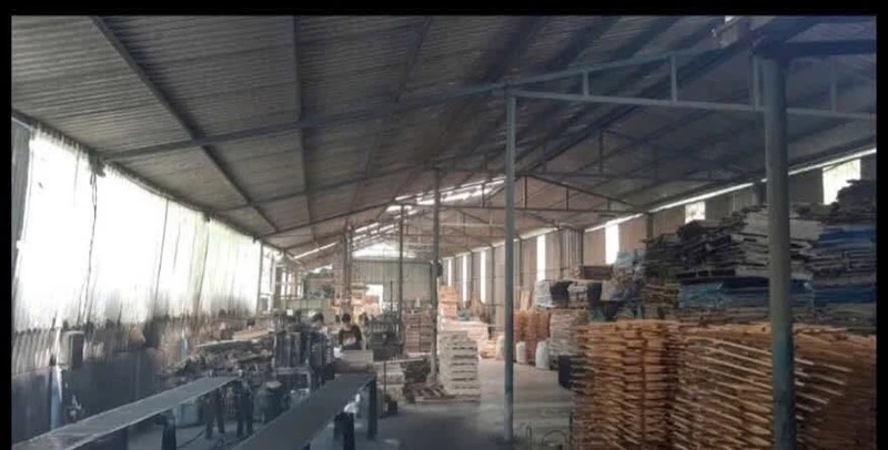 Bán xưởng 1900m2 QL13 Tân Định Bến Cát