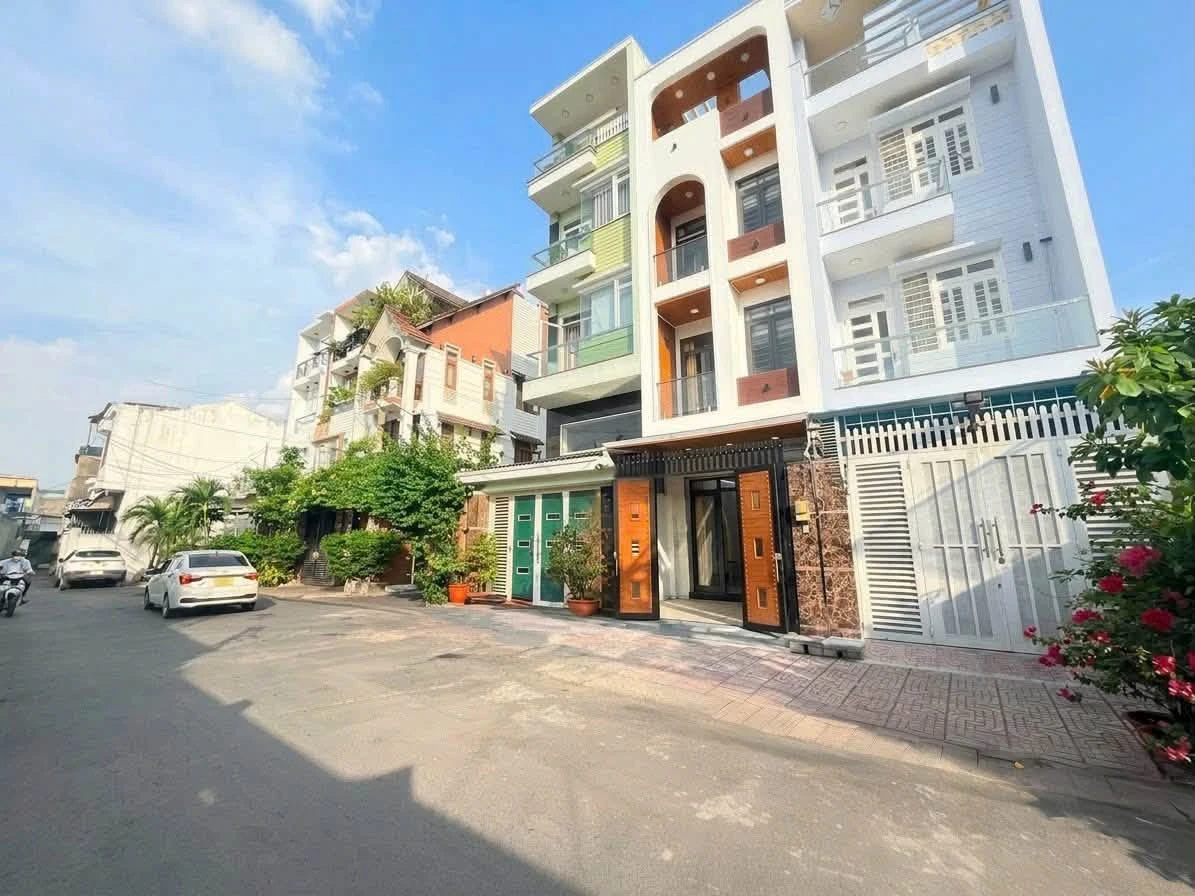Bán nhà 4 tầng 68m2 4PN Gò Vấp - Ảnh 1