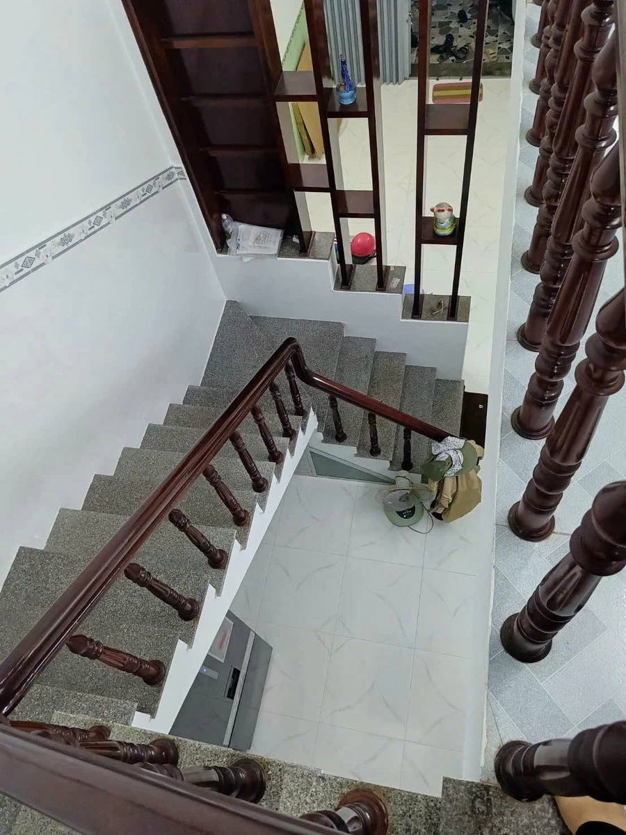 Bán nhà 2 tầng 52.8 m2 Nha Trang, gần biển, 3.1 tỷ - Ảnh thu nhỏ 3
