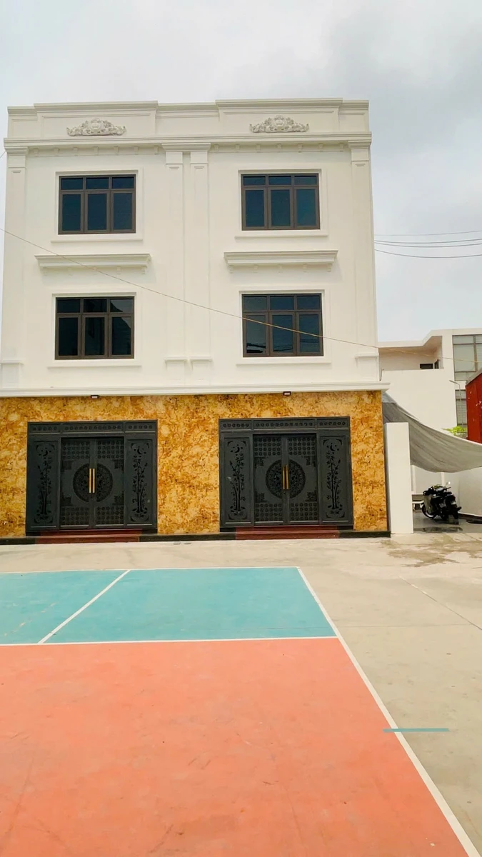 Bán nhà 3 tầng tân cổ điển 40m2 Ngô Quyền, Hải Dương - Ảnh 1