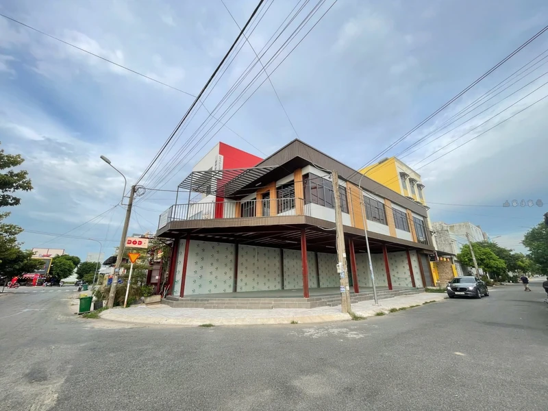 Bán nhà góc mặt tiền 187m² Hoàn Việt - Rạch Giá 5.6 tỷ