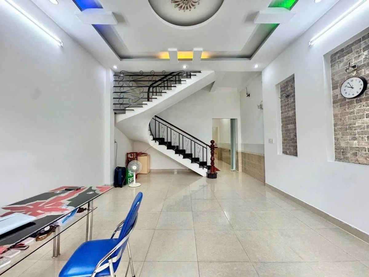 Bán nhà mặt tiền kinh doanh đường 10m, 130m², 3 tầng, Vườn Lài nối dài, Quận 12 - Ảnh thu nhỏ 2