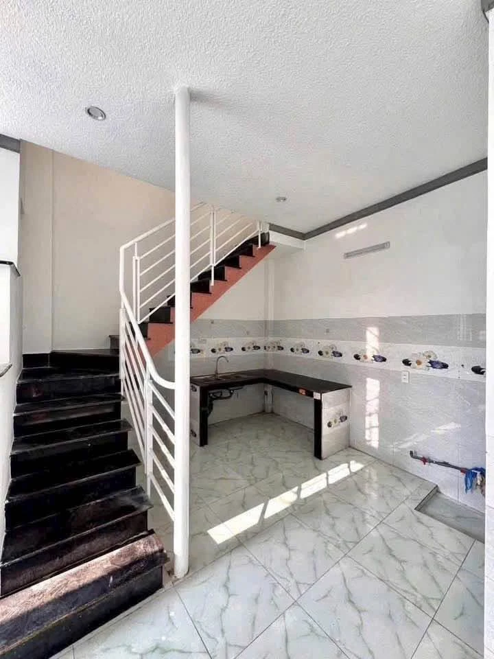 Bán nhà 1 trệt 1 lầu 84m2, Trảng Dài, Đồng Nai - Ảnh thu nhỏ 2