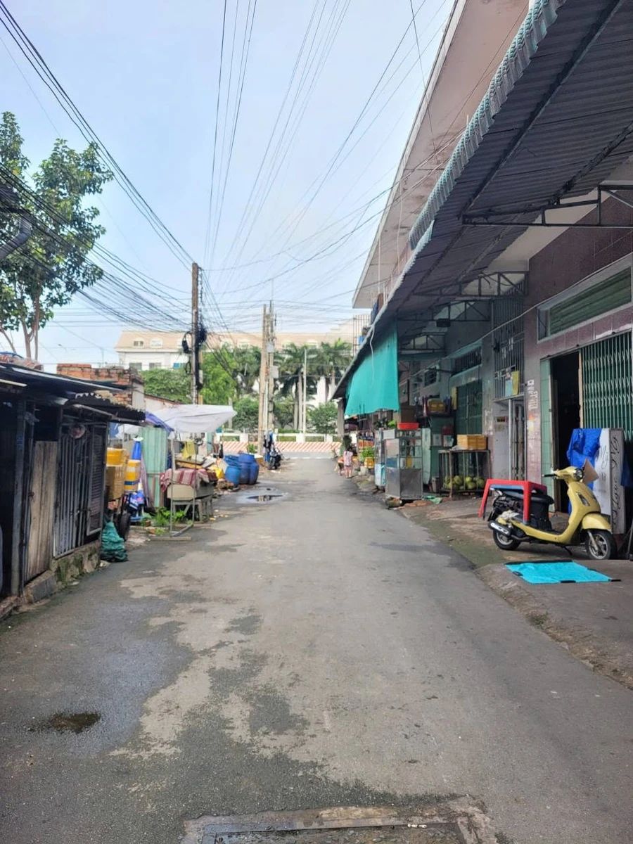 Bán dãy trọ 1 trệt 2 lầu 124m2, 13 phòng Dĩ An 5.6 tỷ - Ảnh thu nhỏ 3