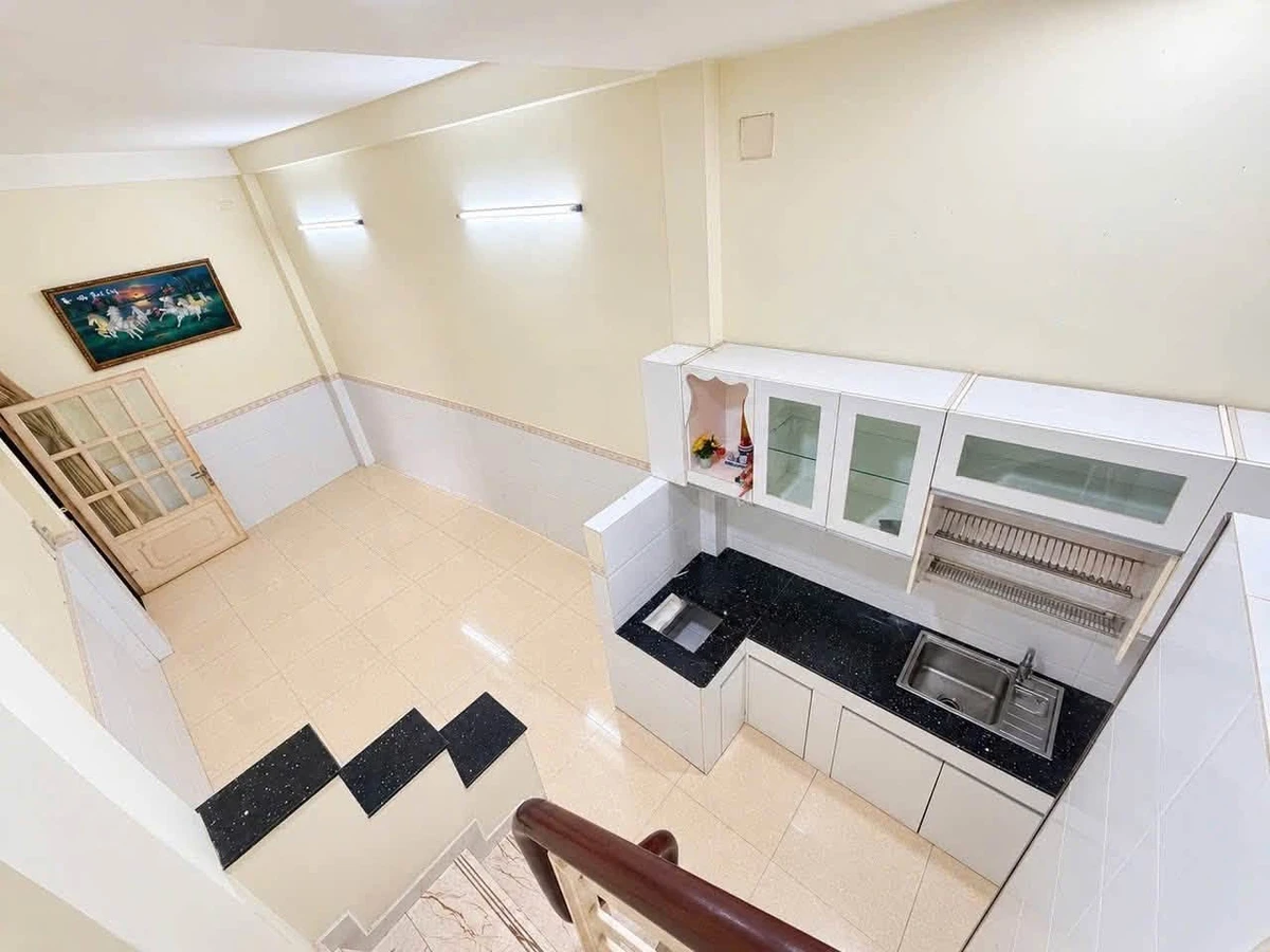 Bán nhà hẻm xe tải đường Thành Thái, Phường 14, Quận 10, 27m2, 4 tầng, 5,25 tỷ - Ảnh thu nhỏ 3