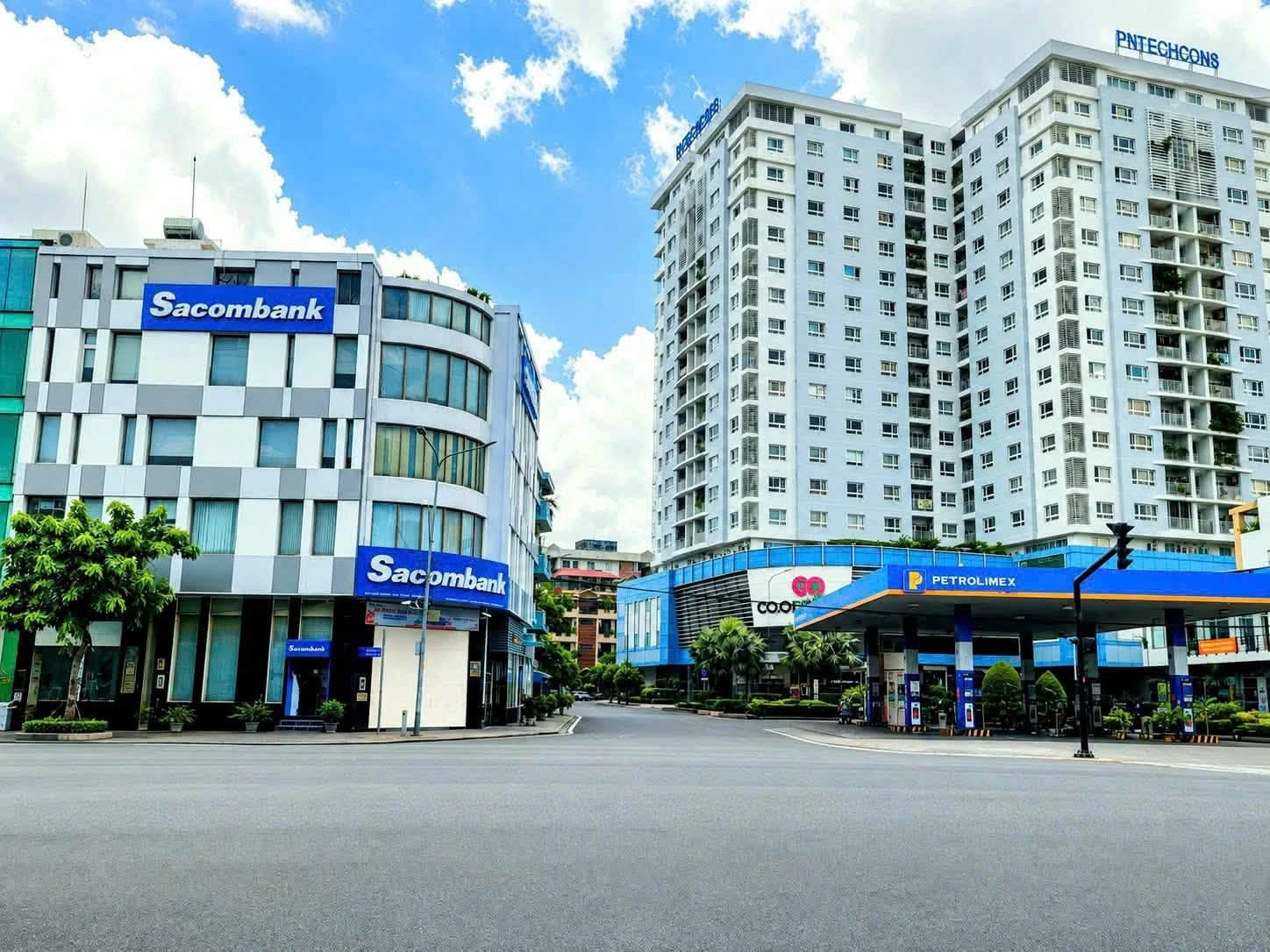 Bán nhà góc 2 mặt tiền đường Nhiêu Tứ 120m2, 5 tầng, khu Phan Xích Long, Phú Nhuận - Ảnh 1