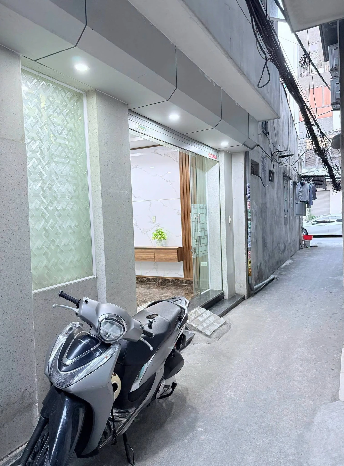 Bán nhà 3 tầng Hùng Dương Vương 40m² hơn 2 tỷ Quận 7 - Ảnh 1