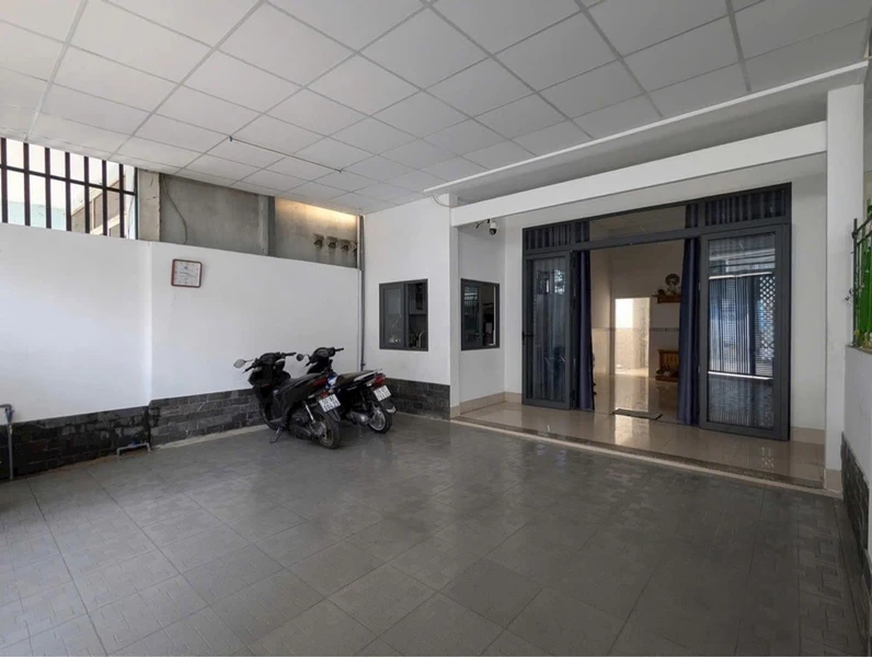 Bán nhà 2 căn 1 lầu 1 trệt 250m², Ngọc Đồng, Nhà Bè datmattiennhua