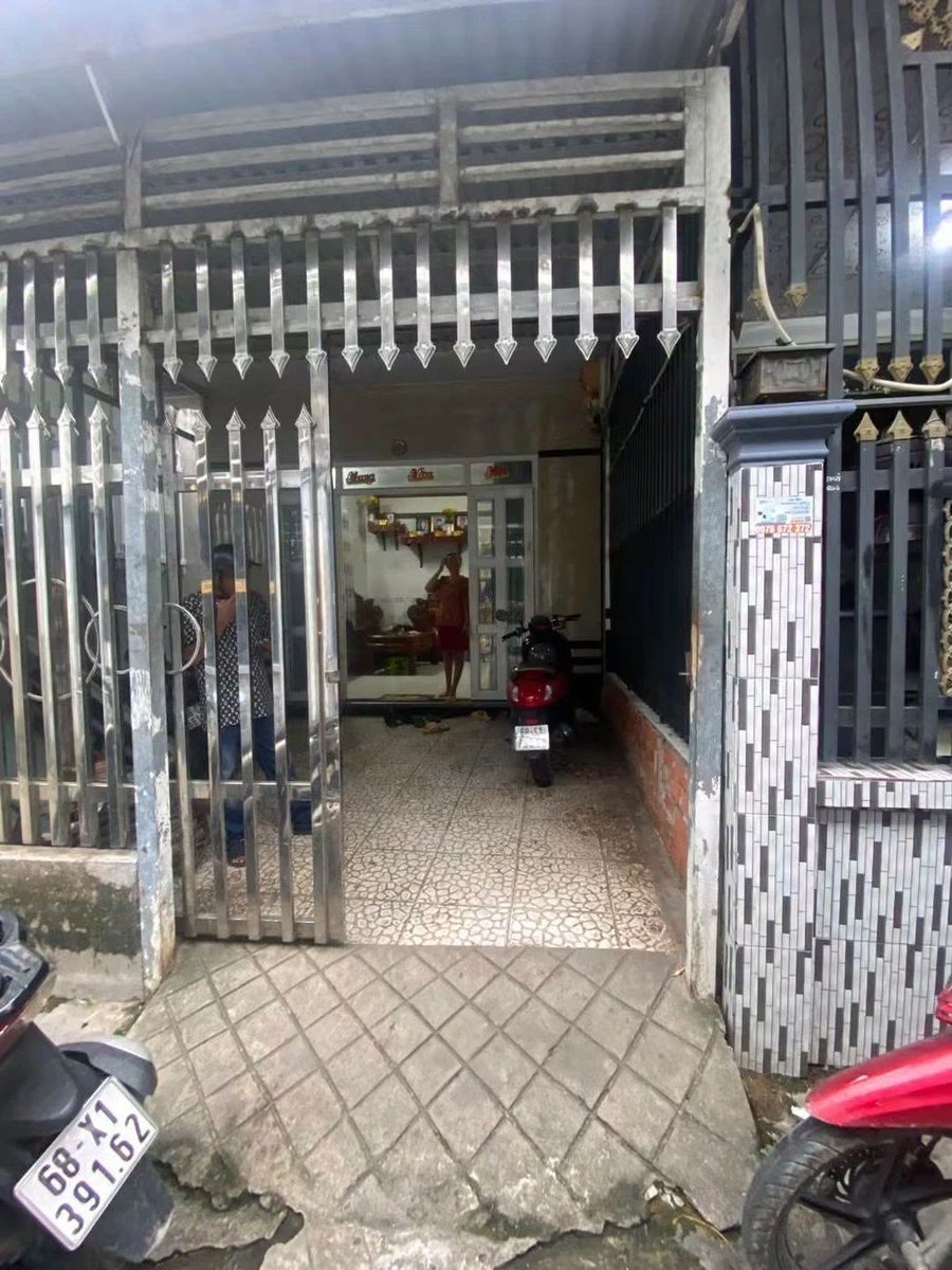 Bán nhà 2 phòng ngủ gần chợ Rạch Sỏi, Kiên Giang, 152m2 - Ảnh thu nhỏ 2