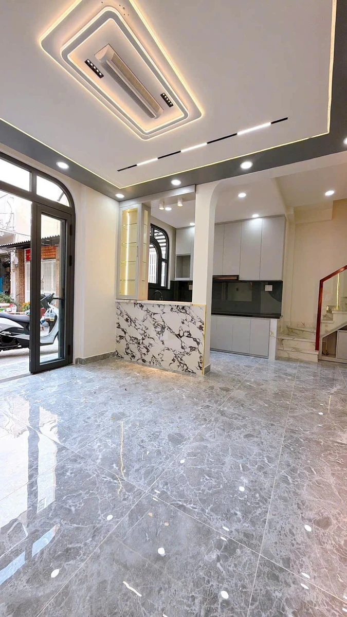 Bán nhà góc 2 mặt tiền 34m2, 1 trệt 2 lầu, 3PN, Quận 4, giá 9,3 tỷ - Ảnh thu nhỏ 5