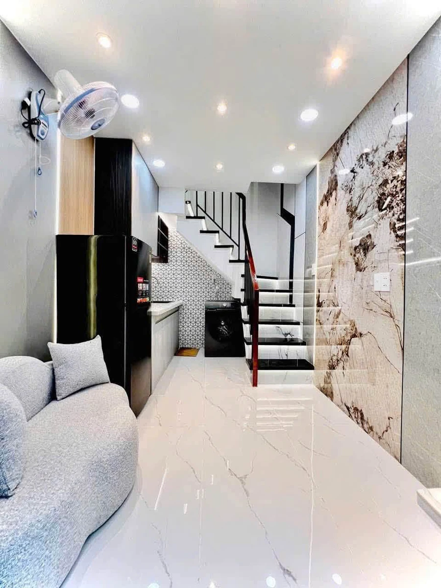Bán nhà mini 1 trệt 2 lầu 2PN 2WC hẻm Quang Trung, Phường 10, Gò Vấp giá 2,45 tỷ - Ảnh thu nhỏ 2