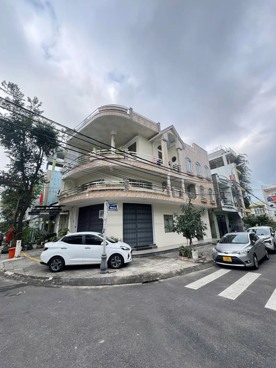Bán nhà 3 tầng góc 2 mặt tiền 87m² Sơn Trà 9 tỷ - Ảnh 1