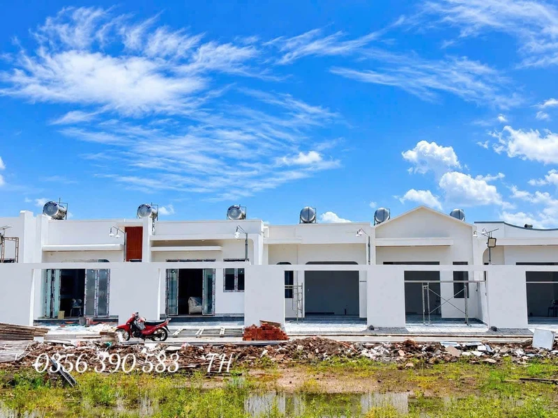 Bán nhà mặt tiền nhựa 6x17m, 2PN, sổ riêng thổ cư, Phường Long Khánh