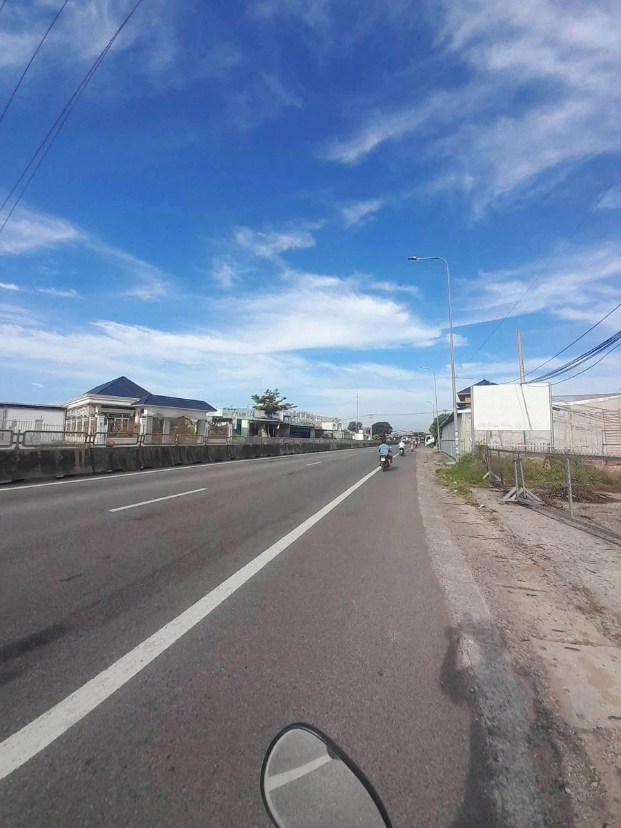 Bán đất MT Quốc Lộ 1A 1.588m² Phan Thiết 10 tỷ - Ảnh thu nhỏ 3