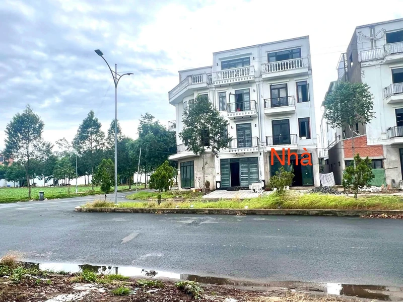Bán shophouse 4 tầng 350m² Cái Răng Cần Thơ 5,15 tỷ