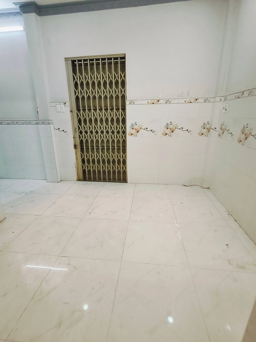 Bán nhà hẻm Dương Bá Trạc Q8 55m² giá 5 tỷ - Ảnh thu nhỏ 2