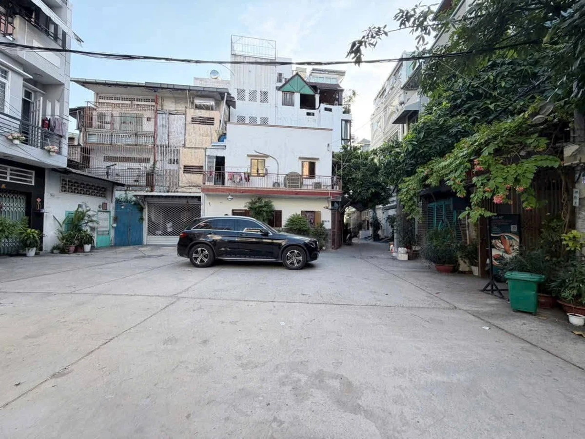 Bán nhà hẻm ô tô 83m2, trệt 4 lầu, thang máy gần Trần Hưng Đạo Quận 5, giá nhỉnh 17 tỷ - Ảnh thu nhỏ 2