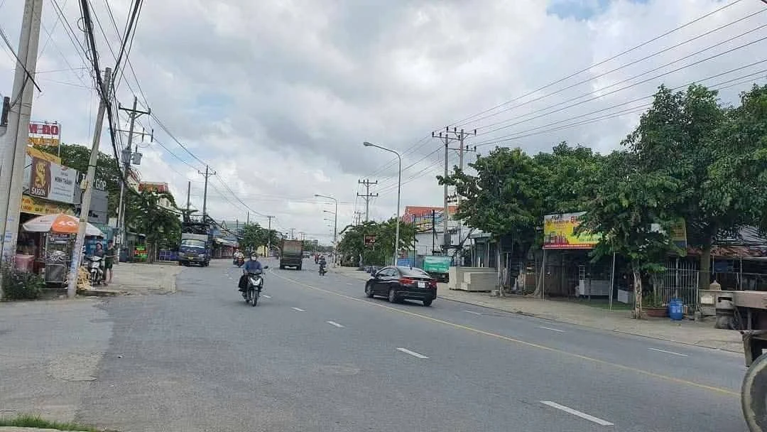 Bán lô đất mặt tiền ĐT 743, 750m², đối diện Trung tâm Y tế Dĩ An, giá 23,5 tỷ - Ảnh thu nhỏ 4