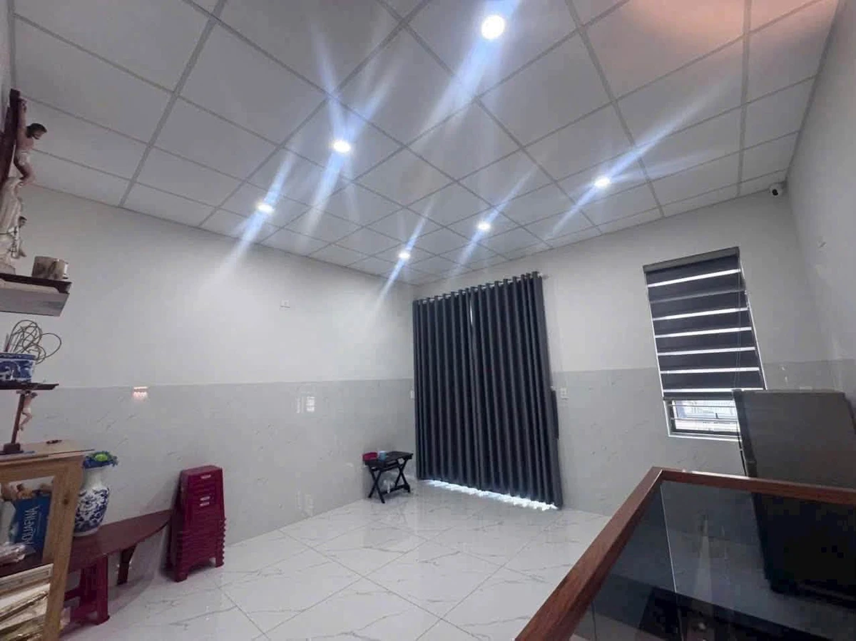 Bán nhà 3PN 75m² gần Bệnh viện Đông Nai Quận 7 - Ảnh thu nhỏ 3