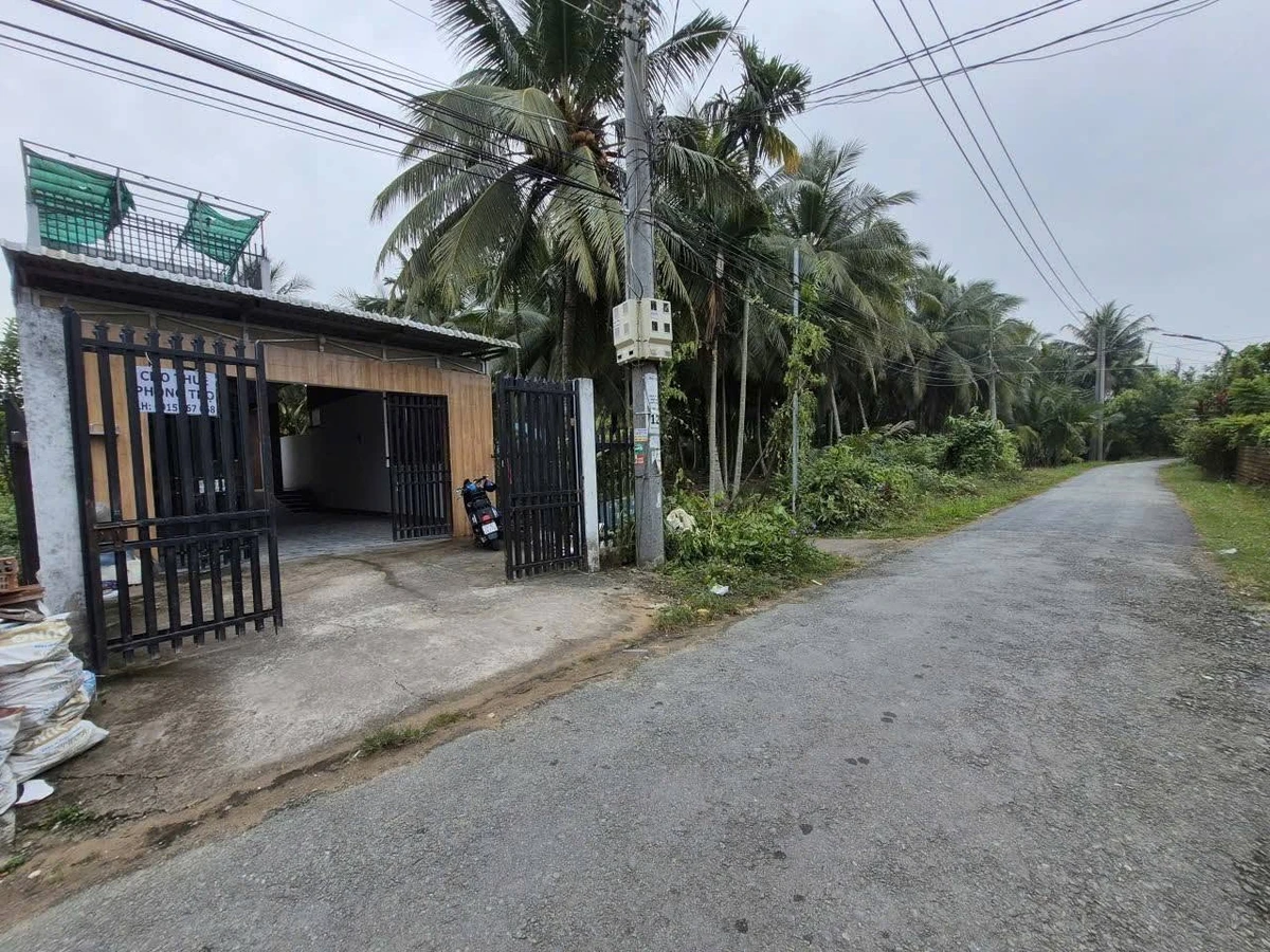 Bán nhà mặt tiền Sơn Đông Nhà Bè 360m2, 2.99 tỷ - Ảnh thu nhỏ 2