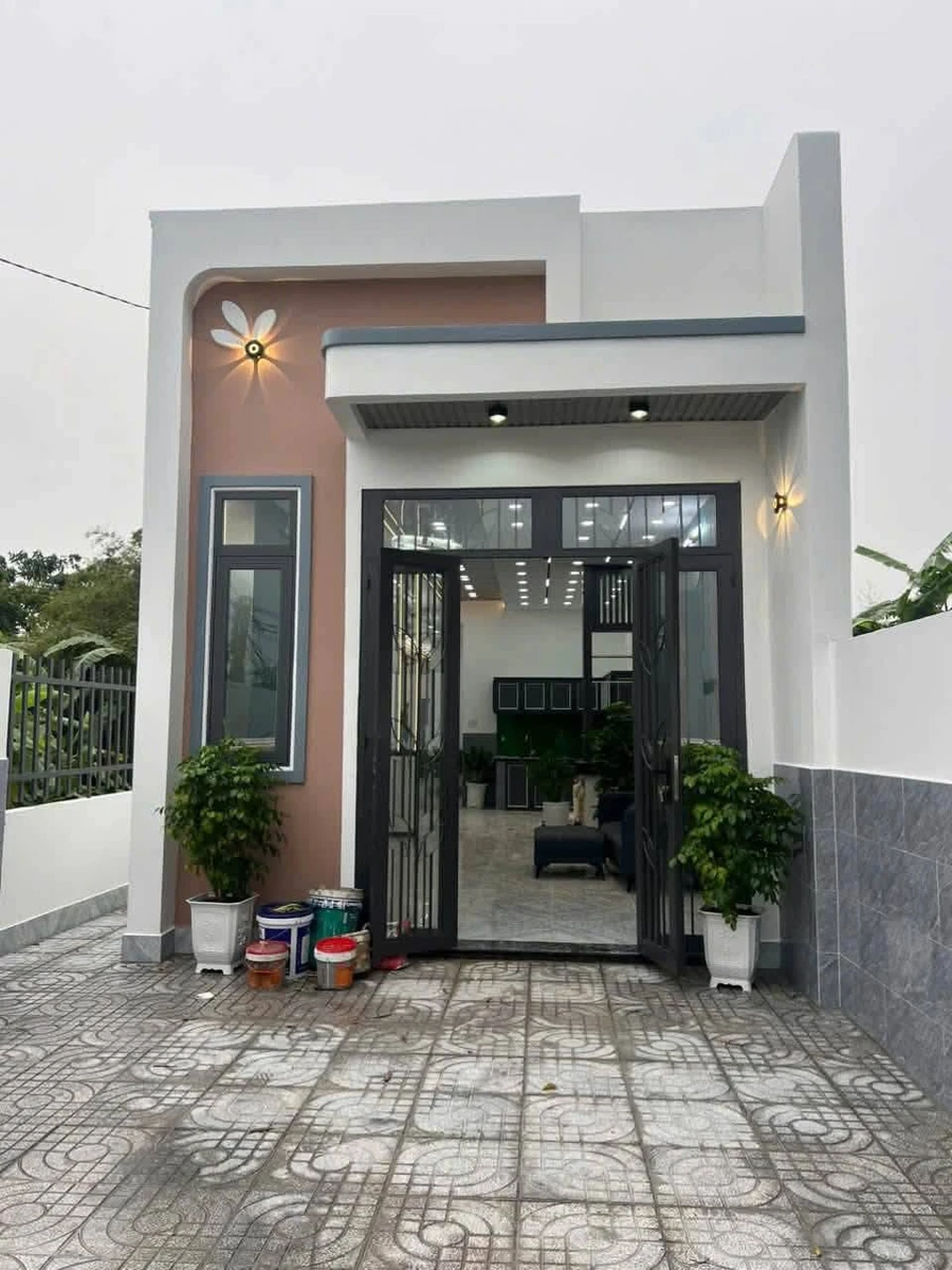 Bán nhà 5x30m sổ riêng hoàn công, 3PN 2WC, Mỹ Hạnh Nam, Đức Hòa, Long An - Ảnh thu nhỏ 2