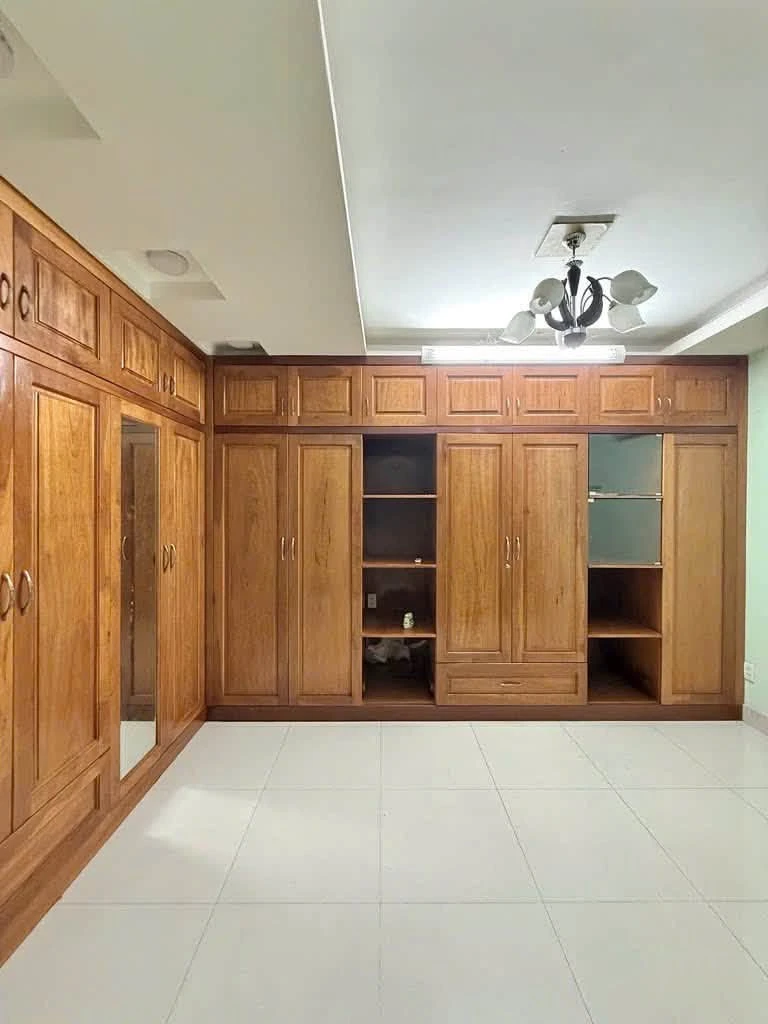 Bán nhà mặt tiền kinh doanh 50m2, 5 tầng, 4PN, đường Hoa Lan, Phú Nhuận - Ảnh thu nhỏ 3