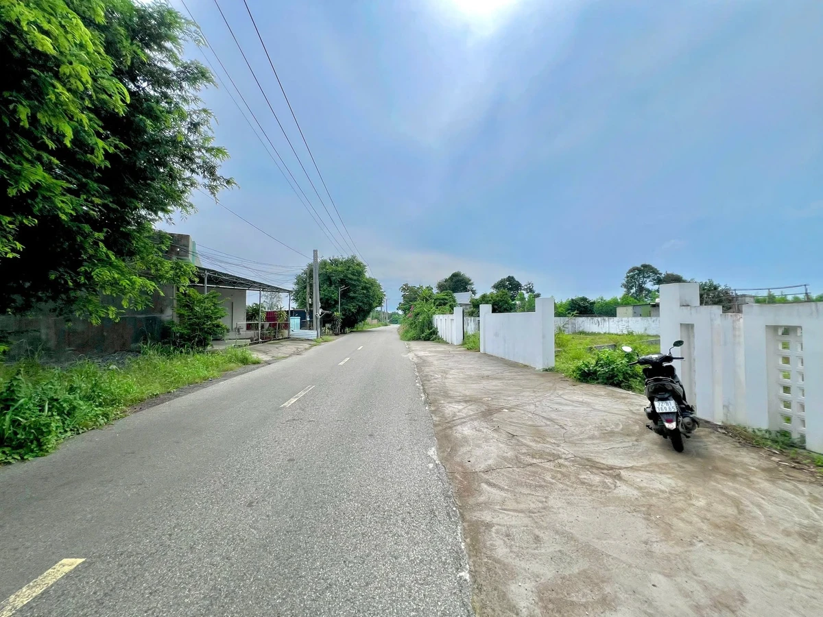 Bán đất biển Phước Hải 318m2, giá 2tỷ450 Thủ Đức - Ảnh thu nhỏ 2