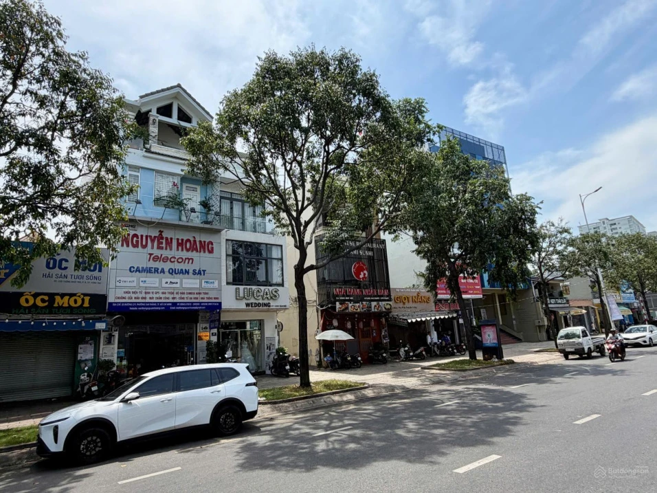Bán nhà mặt tiền Thống Nhất Mới, khu đất vàng trung tâm Vũng Tàu, 1 trệt 3 lầu, DT 90,7m2 - Ảnh thu nhỏ 2
