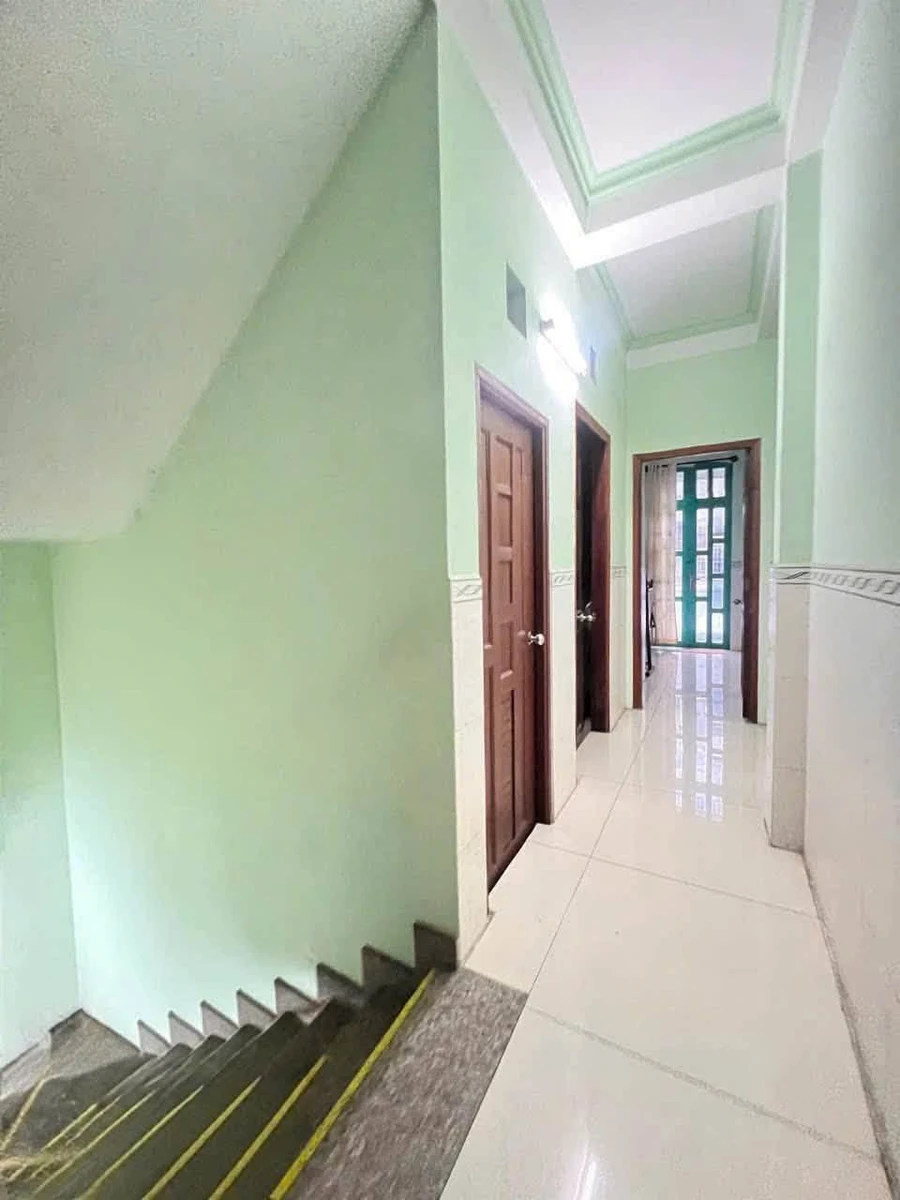 Bán nhà phố 3 tầng 4PN, 4WC 55,6m² Hòa Bình Quận 11 - Ảnh thu nhỏ 4