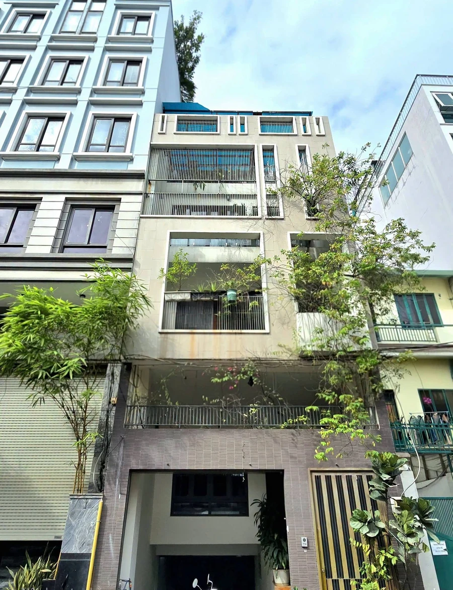 Bán nhà mặt tiền Ba Vì 5PN 7 tầng 79m² Tân Bình - Ảnh 1