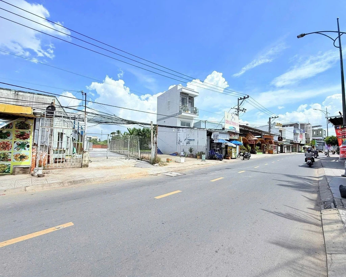 Bán đất mặt tiền Lê Văn Phẩm, Mỹ Tho 288.5m², giá 8 tỷ - Ảnh 1
