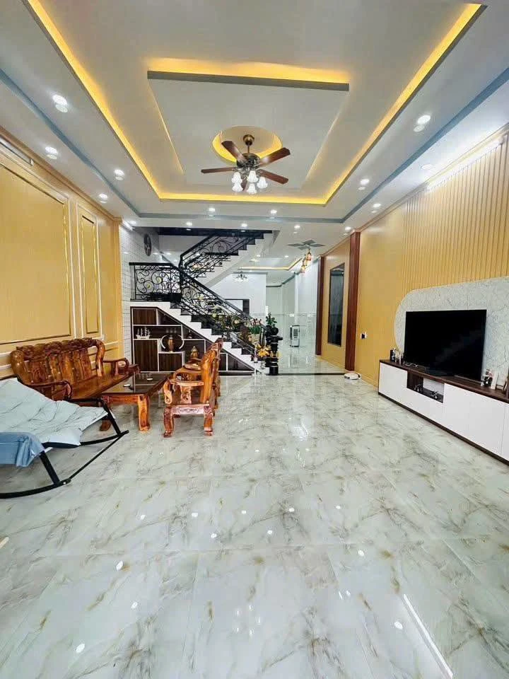 Bán nhà 1 trệt 1 lầu 158m2 thổ cư ấp Bình Tiền 1, Đức Hòa Hạ, Đức Hòa, Long An - Ảnh 1