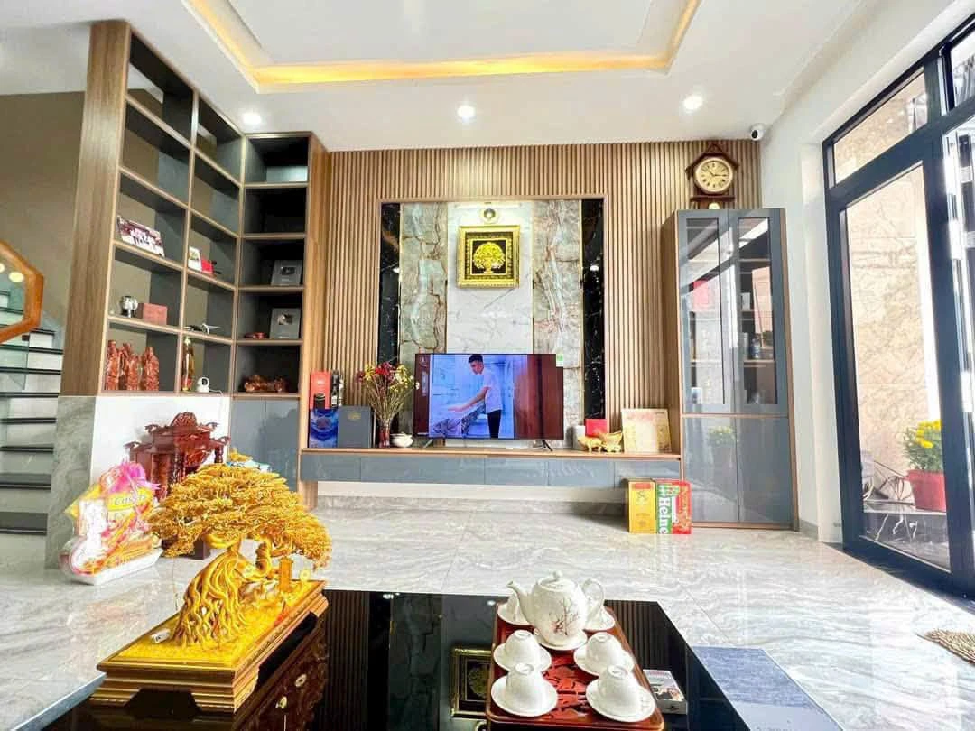 Bán nhà mặt tiền 100m² 3 phòng ngủ Bình Tân, 5.15 tỷ - Ảnh 1