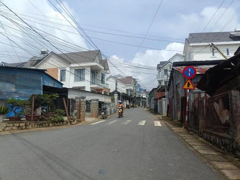 Bán lô đất mặt tiền Nguyễn Hữu Cầu Đà Lạt 110m2, 5.5 tỷ