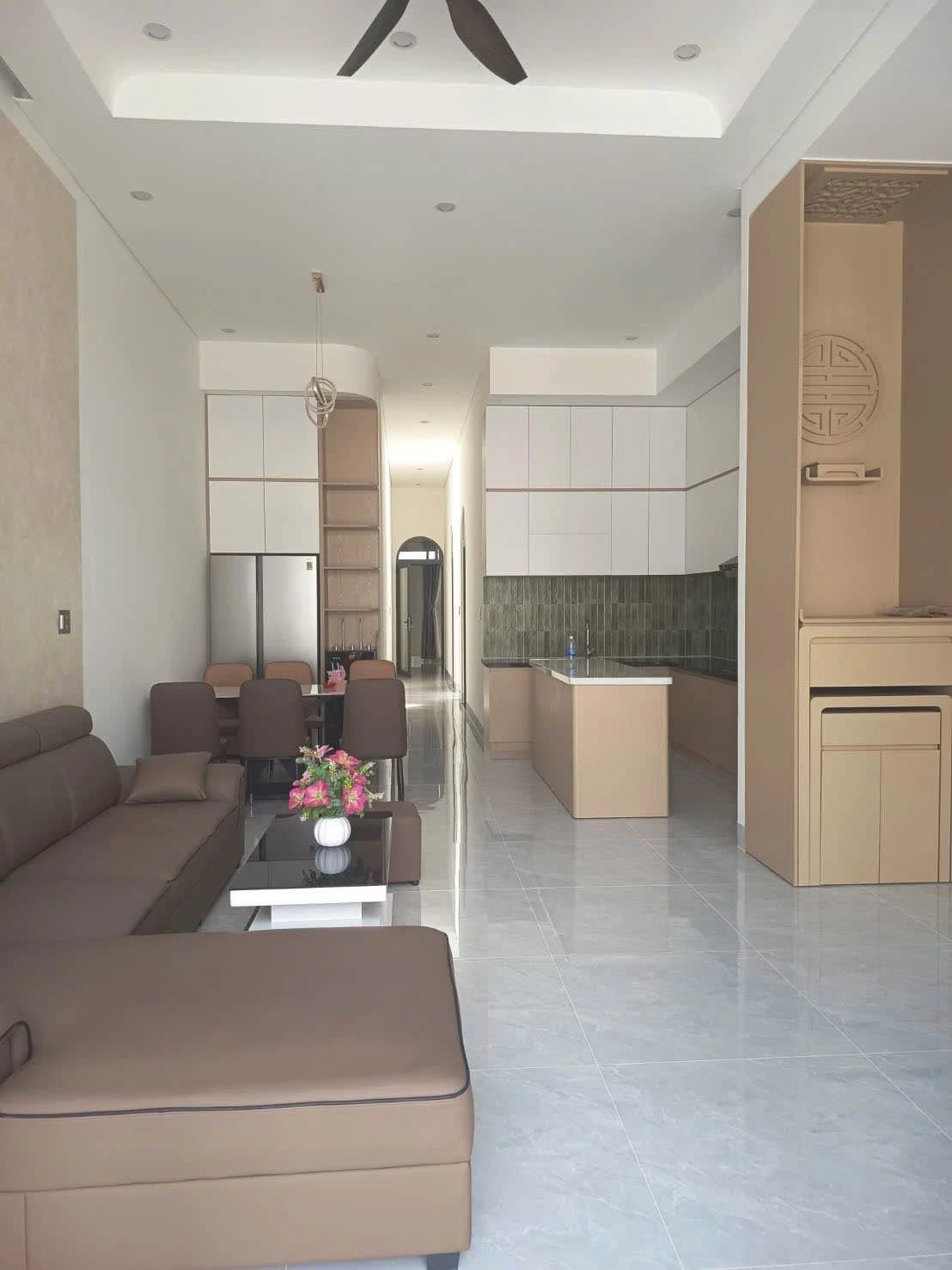 Bán nhà hiện đại 3PN full nội thất 135m² Buôn Ma Thuột - Ảnh 1